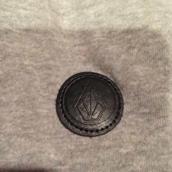 Volcom Hoodie Mens Large Gray Pullover Sweatshirt Kangaroo Pocket Logo Patch - Picture 7 of 10